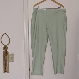 SLIM ANKLE PANTS